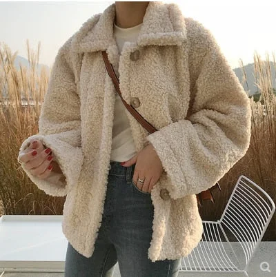 Faux Fur Thick Coat For Women 2018 Autumn Warm Soft Loose Fur Jacket Female Outerwear Button Plush Ladies Casual Winter Overcoat