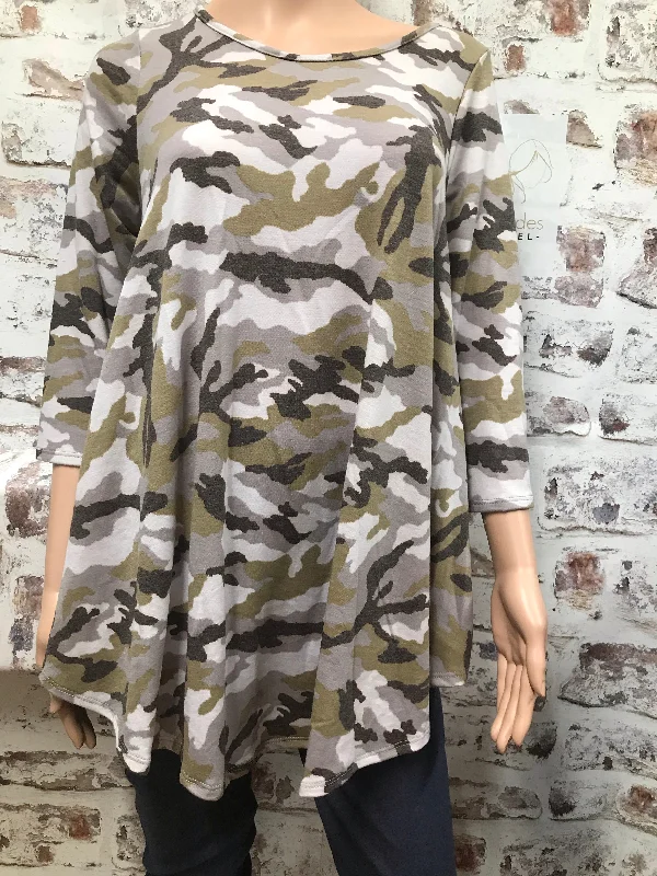 Plus Size 3/4 Sleeve Camouflage  Top